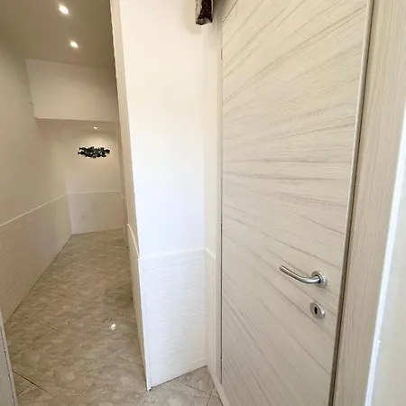 Airport Seaview Πανσιόν *